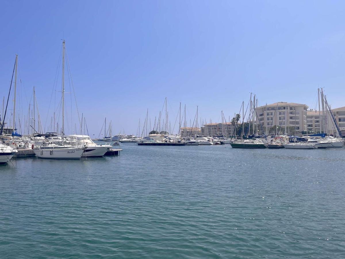 Appartement 2P, 4 Couchages, Terrasse Et Salon De Jardin A 200M De La Plage, Frejus - Fr-1-226A-22 Zewnętrze zdjęcie
