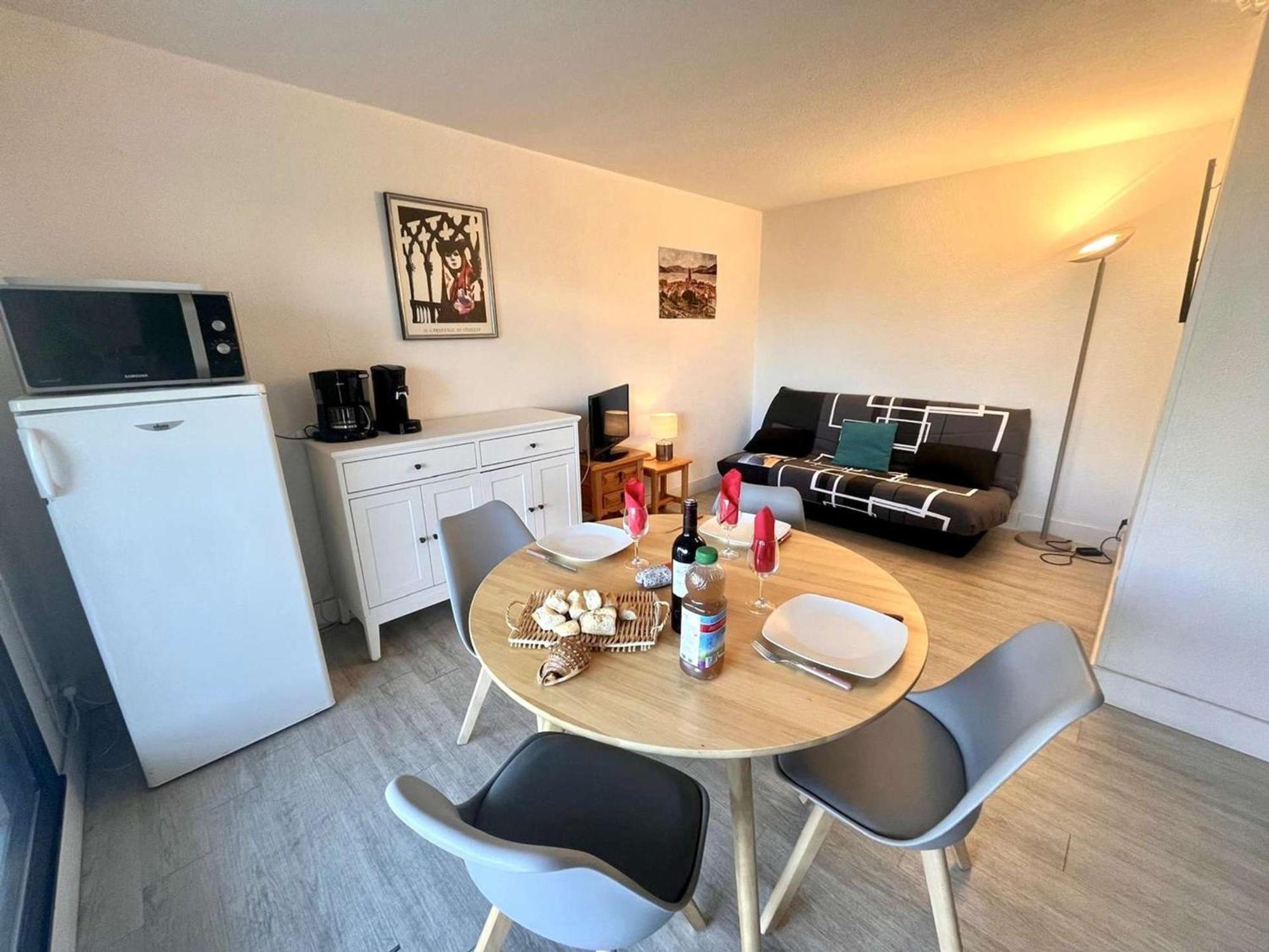 Appartement 2P, 4 Couchages, Terrasse Et Salon De Jardin A 200M De La Plage, Frejus - Fr-1-226A-22 Zewnętrze zdjęcie