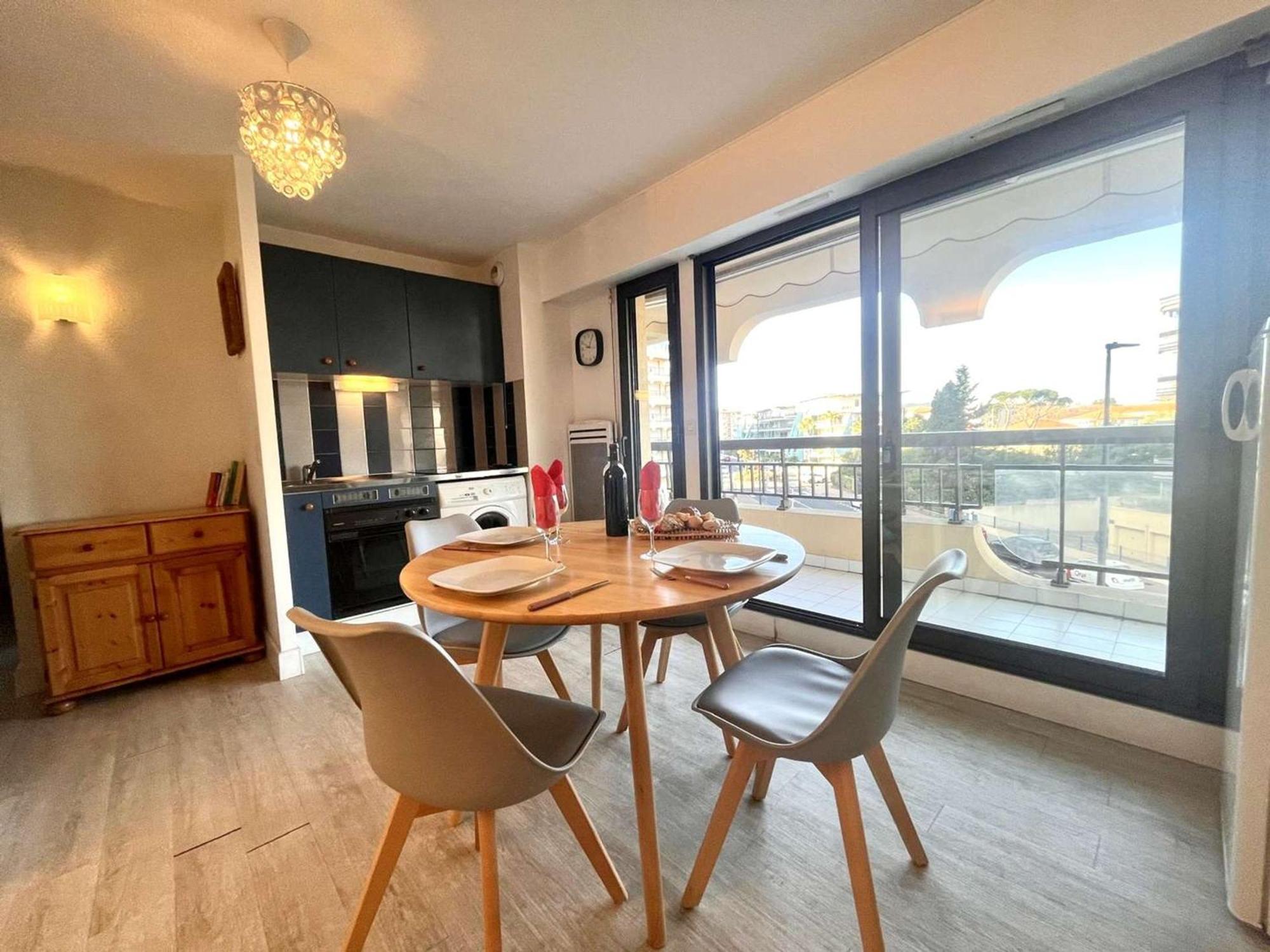 Appartement 2P, 4 Couchages, Terrasse Et Salon De Jardin A 200M De La Plage, Frejus - Fr-1-226A-22 Zewnętrze zdjęcie